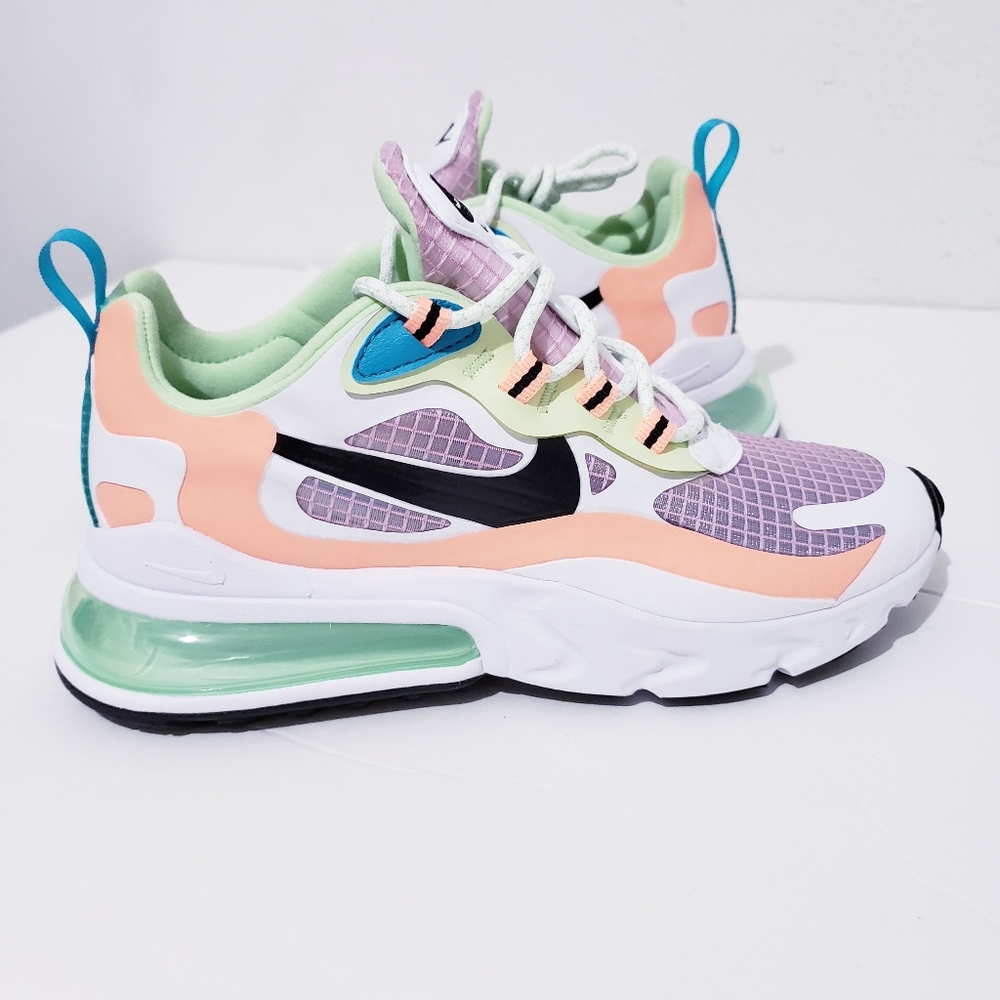 Nike Air Max 270 size 5 women's shoes